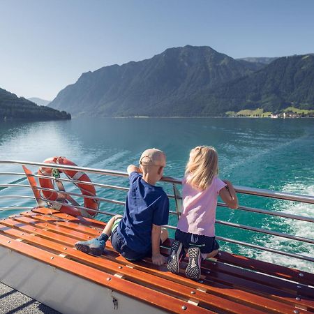 Alpenherz Ferienwohnungen ペルティサウ エクステリア 写真